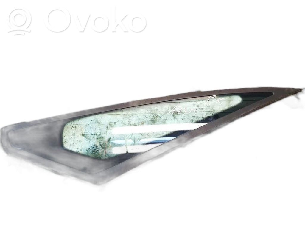 Front triangle window/glass