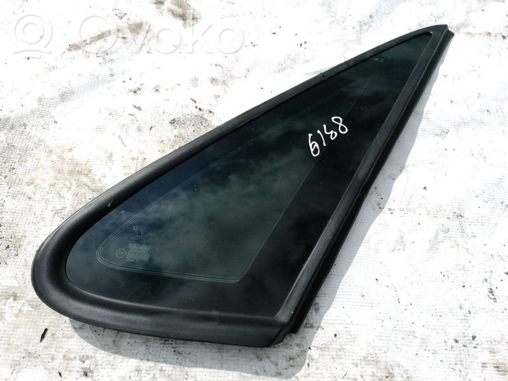 Rear side window