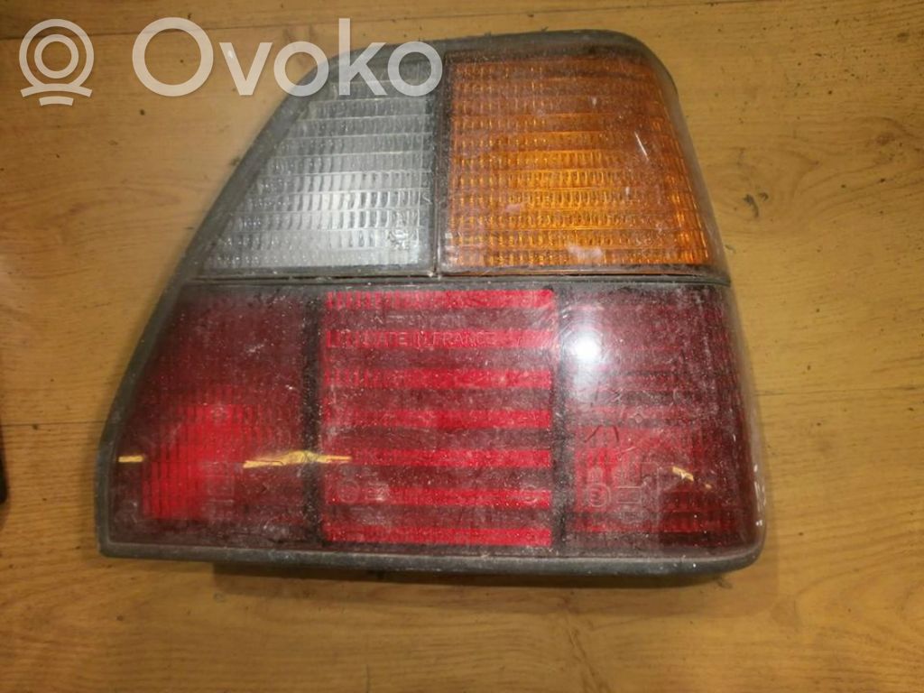 Volkswagen Golf II Luci posteriori