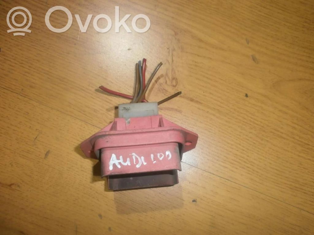 Audi 100 S4 C4 Heizungslüfter Regler Widerstand 