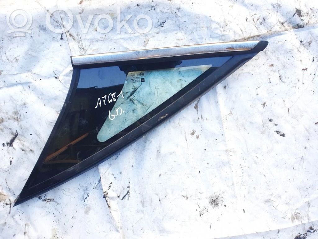 Rear side window