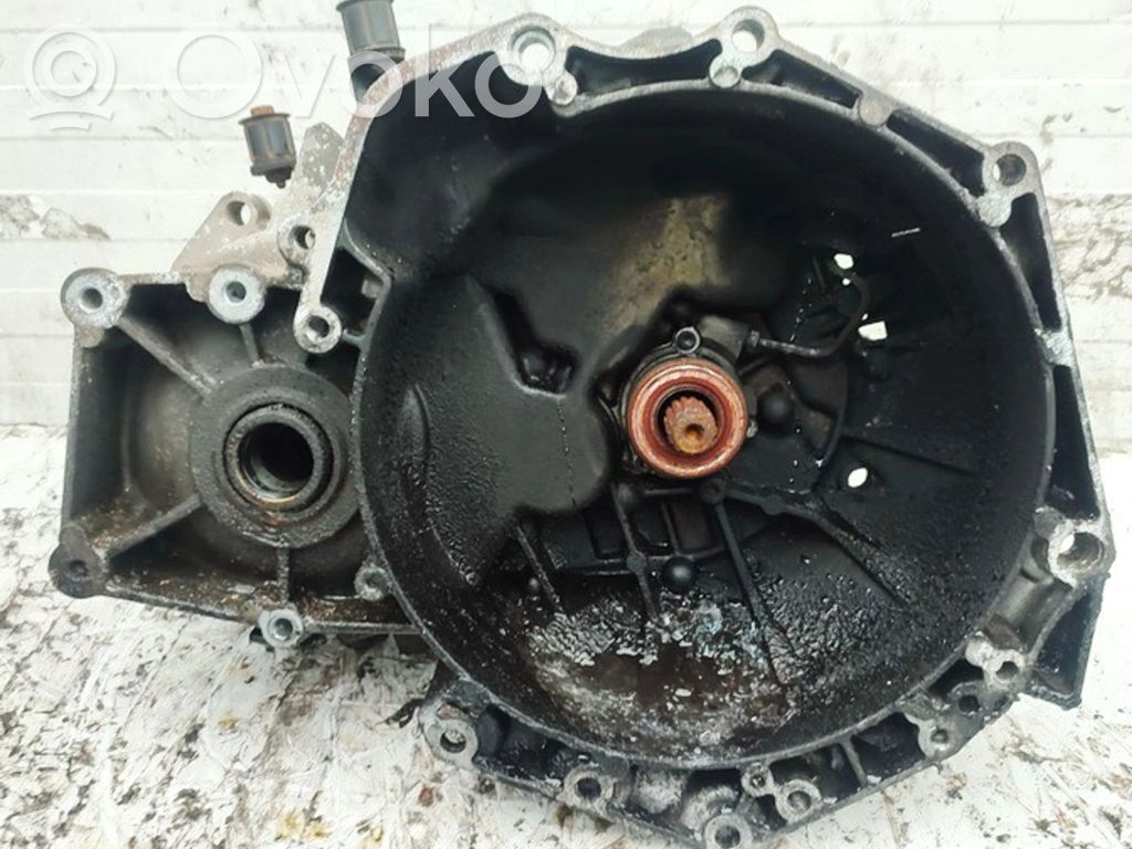 Opel Signum Manualna 5-biegowa skrzynia biegów 