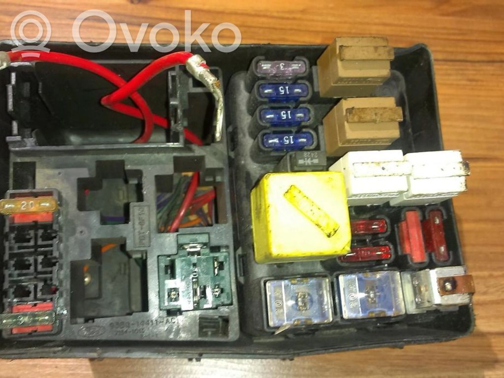 Ford Mondeo MK II Set cutie siguranțe 
