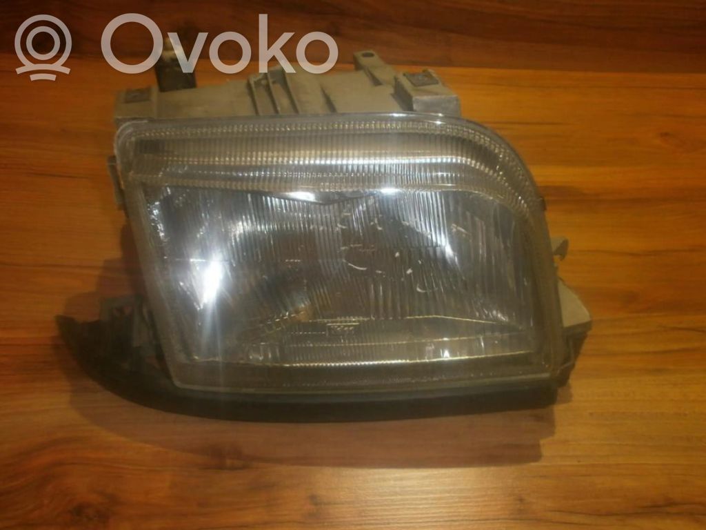 Renault Clio I Phare frontale 