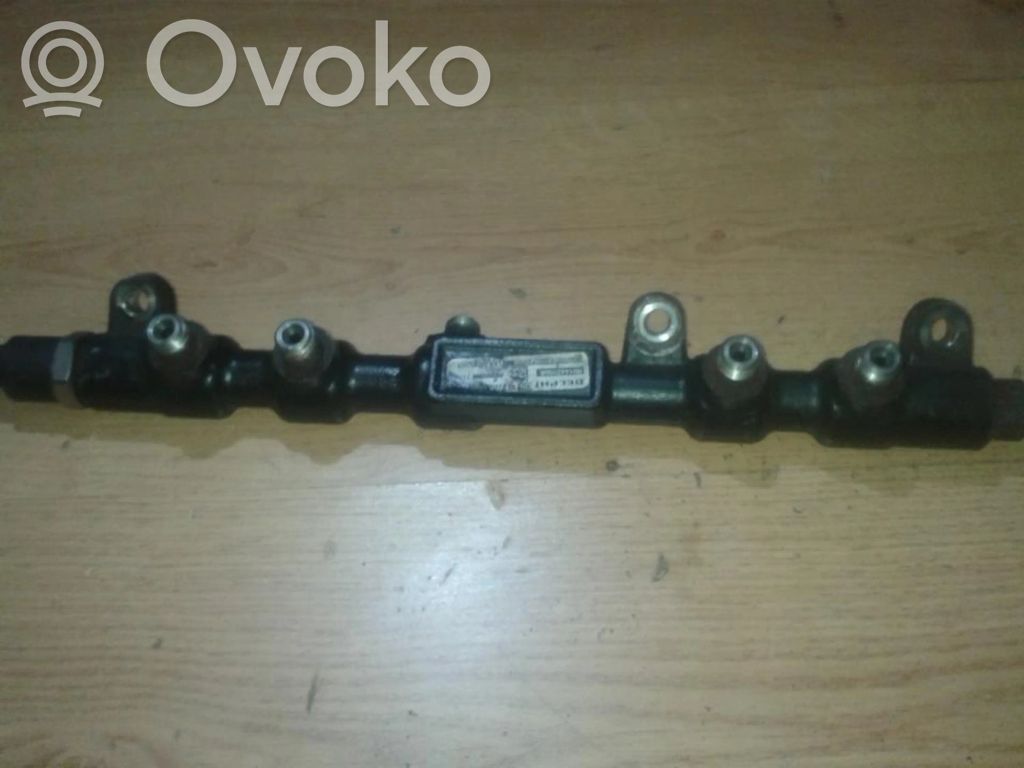 Ford Mondeo Mk III Linea principale tubo carburante 