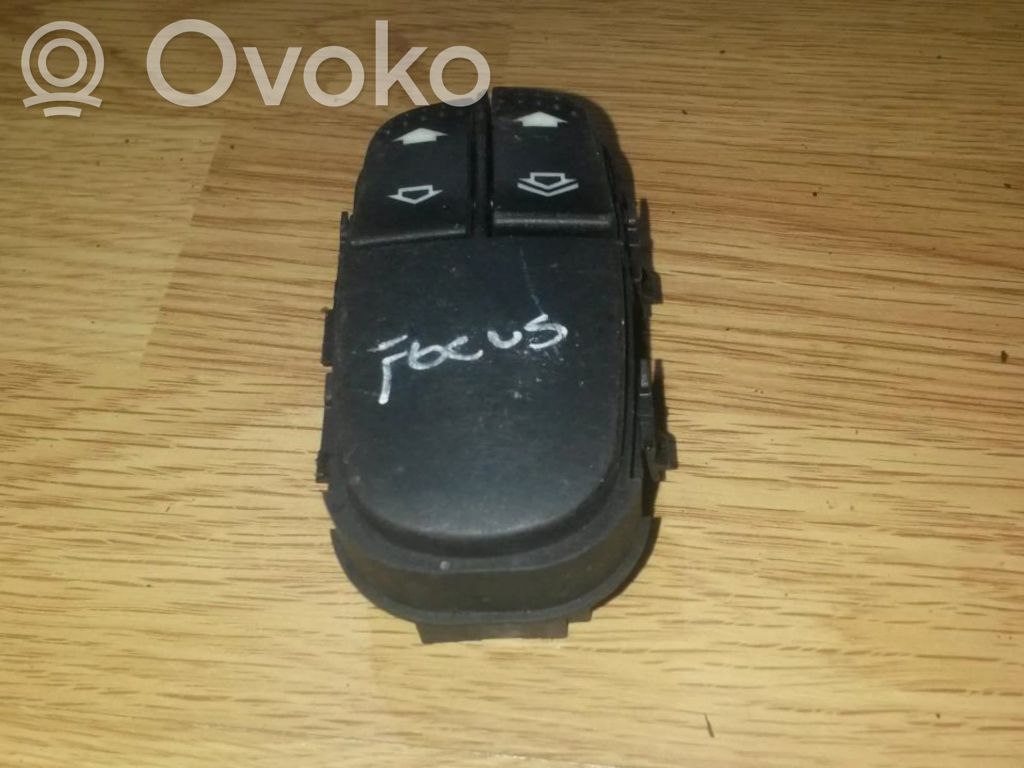 Ford Focus Electric window control switch 