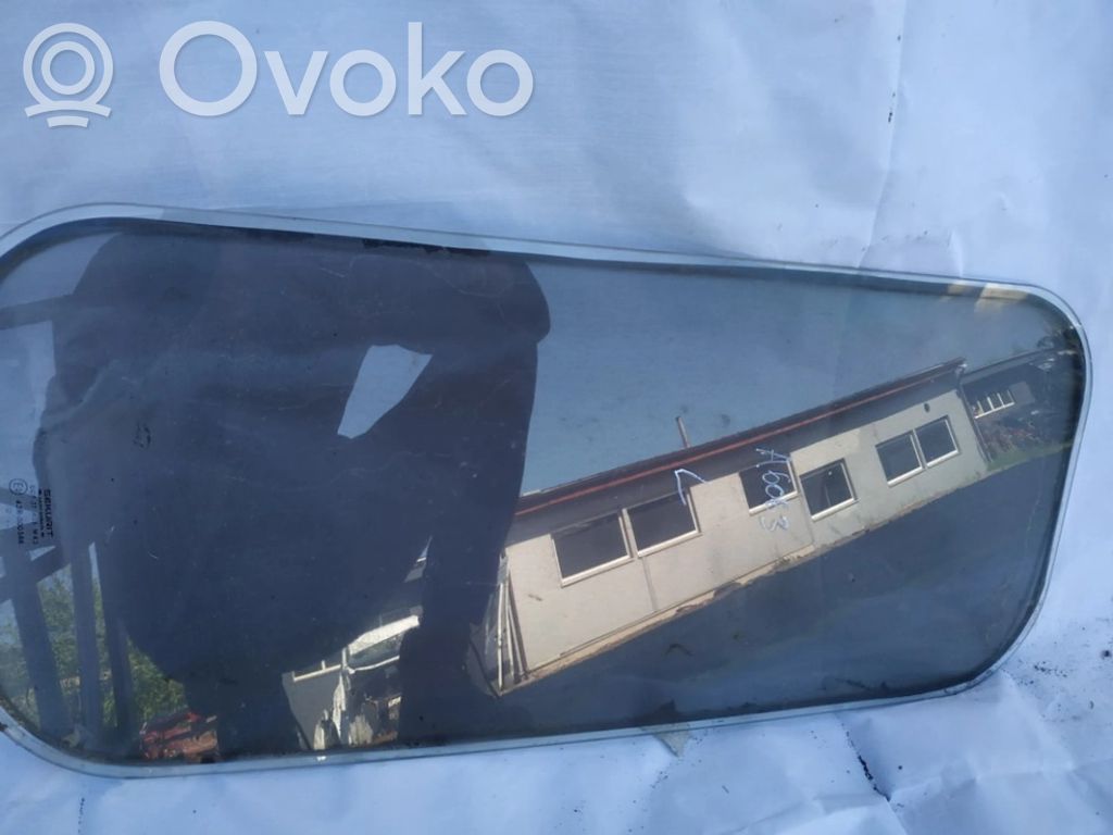 Rear side window