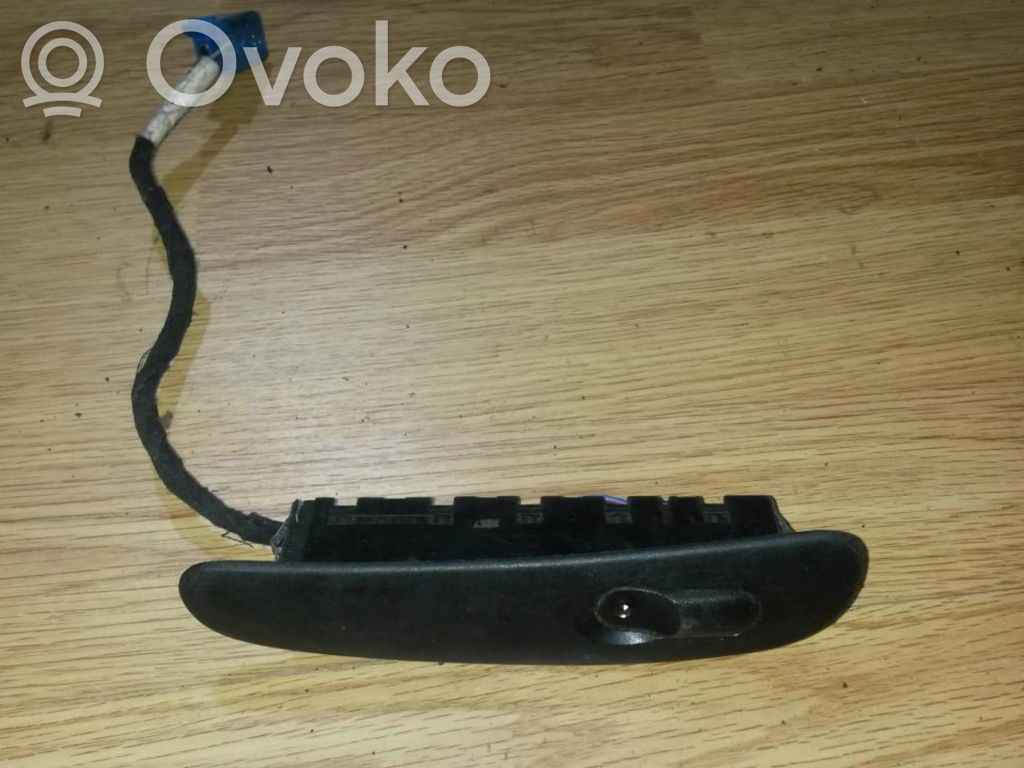 Electric window control switch   4953312,1LANGASMELINAFISKE,4953312,FISKE,MELINA