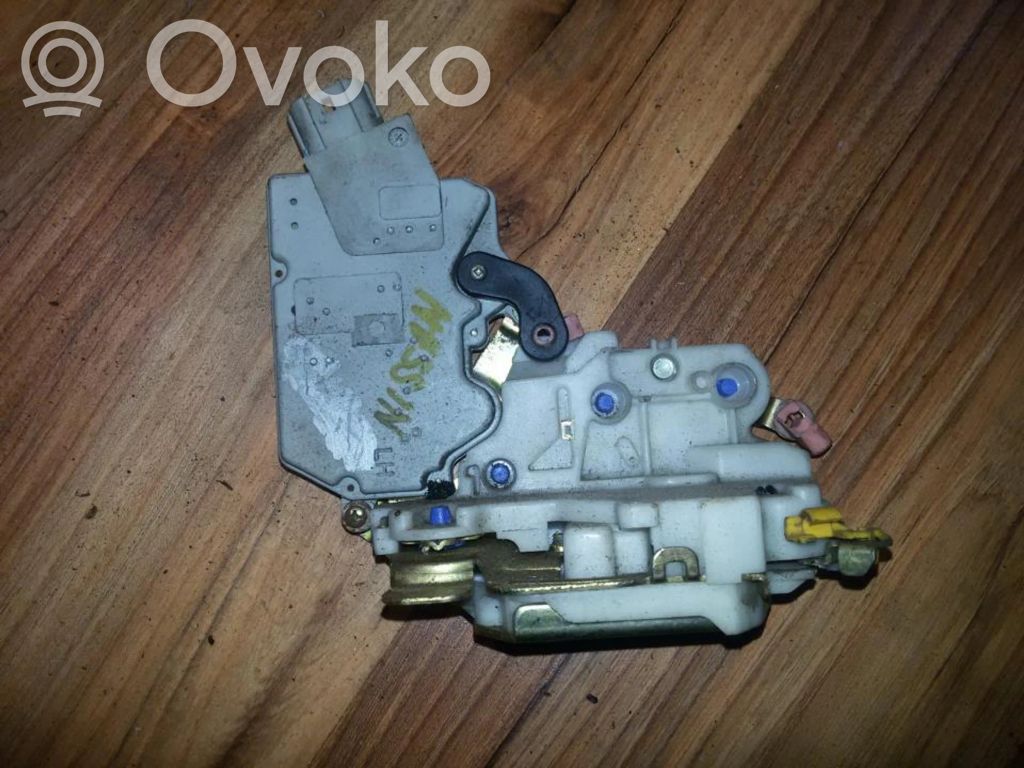 Etuoven lukko