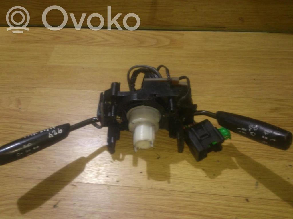 Mazda 626 Commodo, commande essuie-glace/phare 