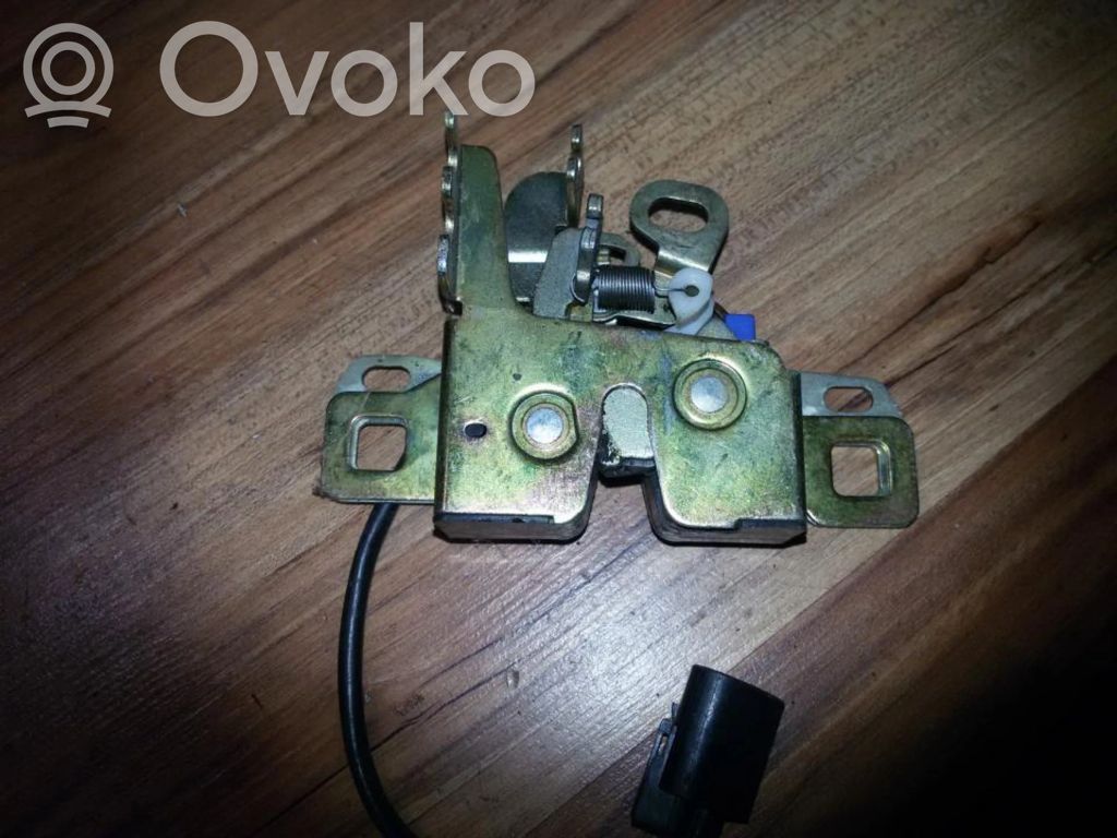Ford Mondeo MK I Încuietoare portbagaj 