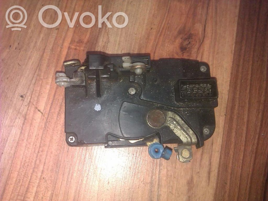 Etuoven lukko