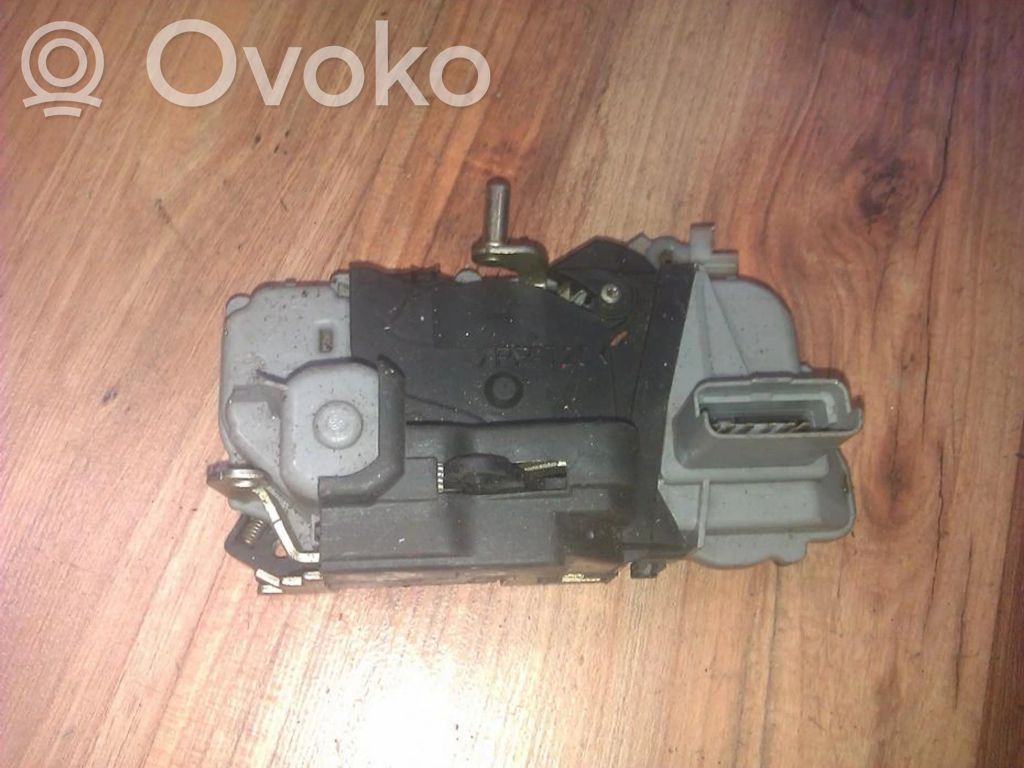 Etuoven lukko