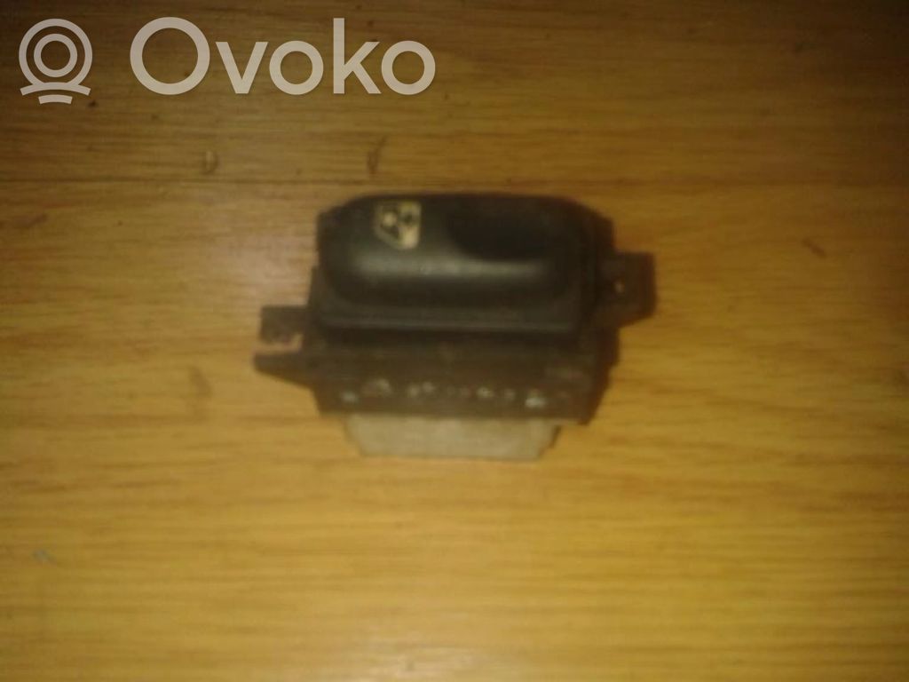 Electric window control switch   047