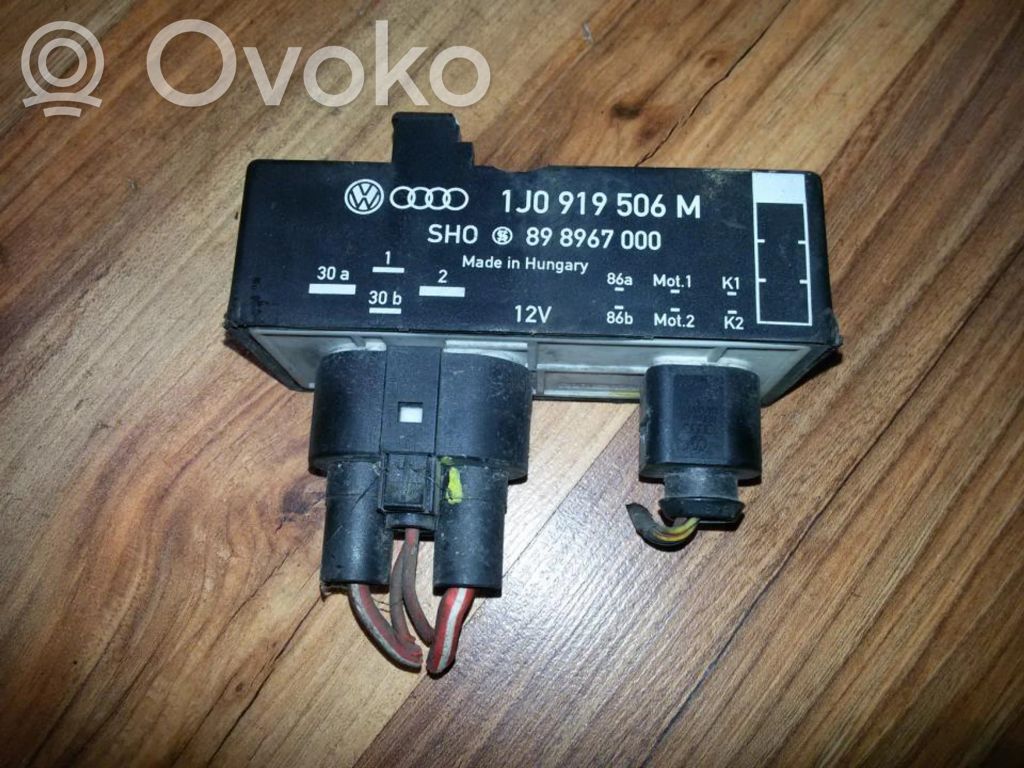 Volkswagen Golf IV Releu ventilator lichid răcire 