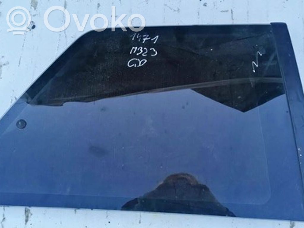 Rear side window