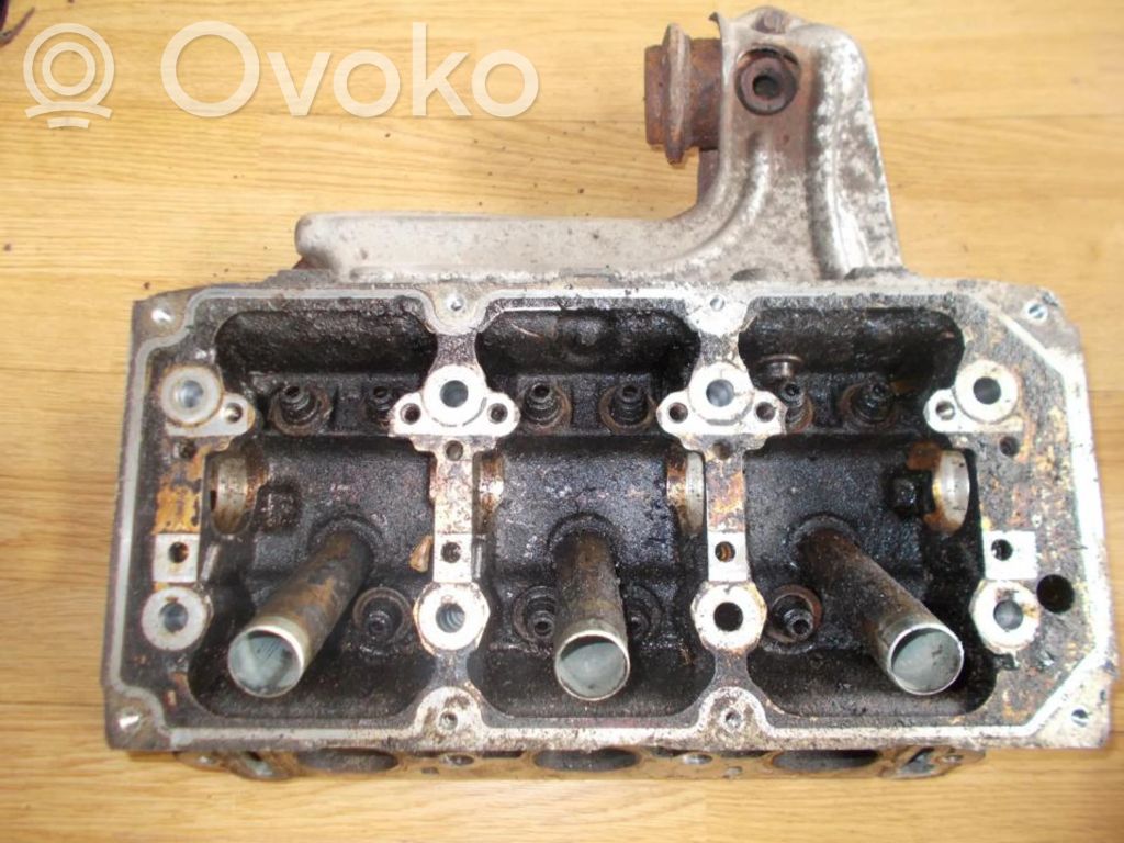Chrysler 300M Engine head 
