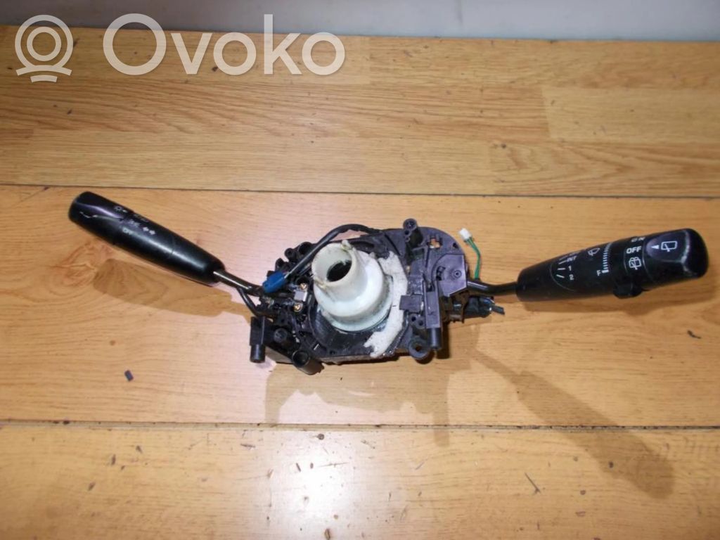 Mazda 323 Commodo, commande essuie-glace/phare 