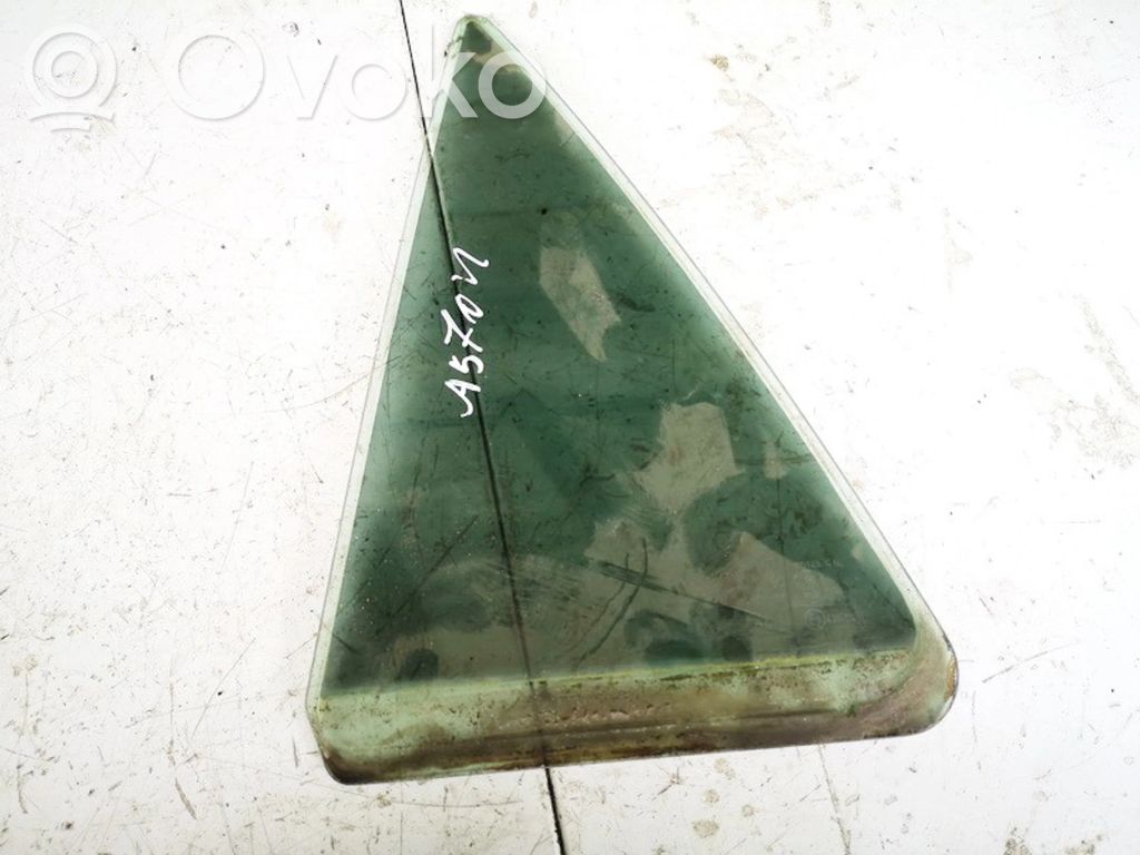 Rear vent window glass