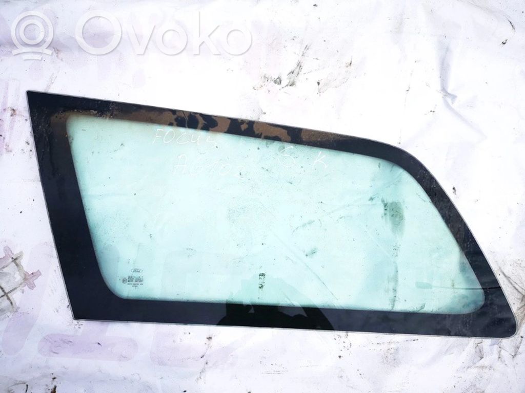 Rear side window