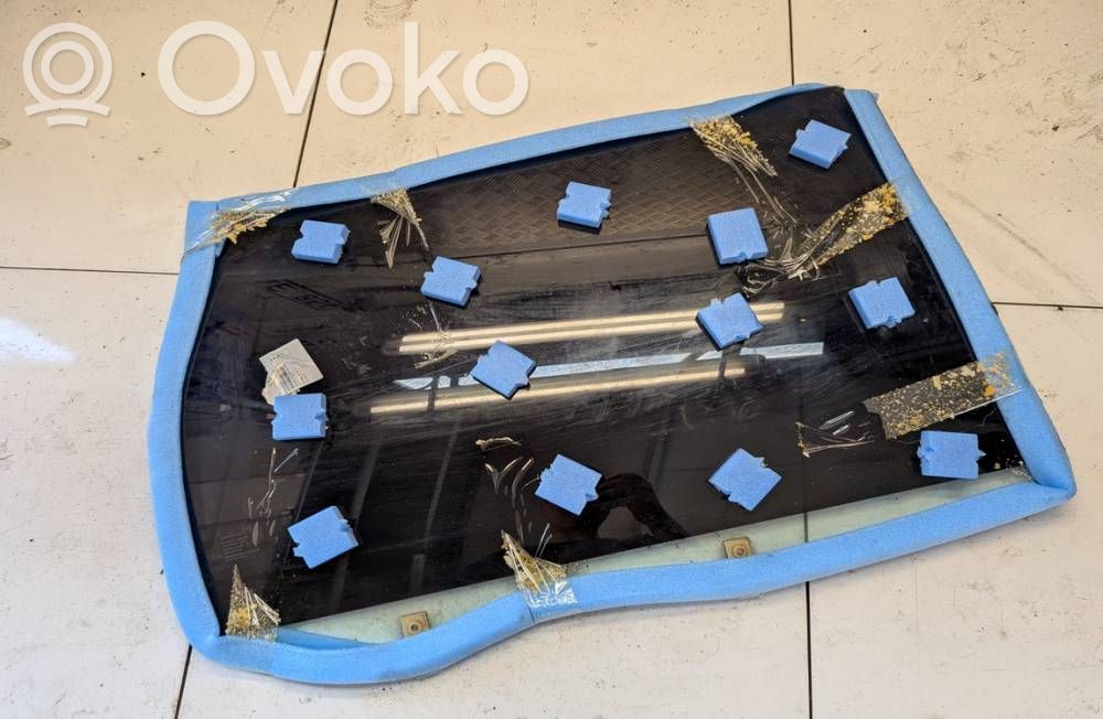 Hyundai Trajet Vitre de fenêtre porte arrière