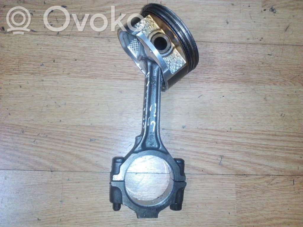 Piston avec bielle   4654355,4654355