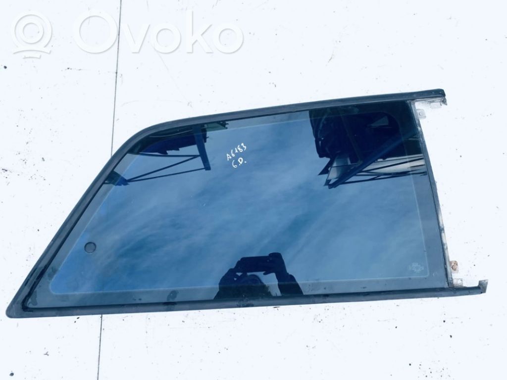 Rear side window