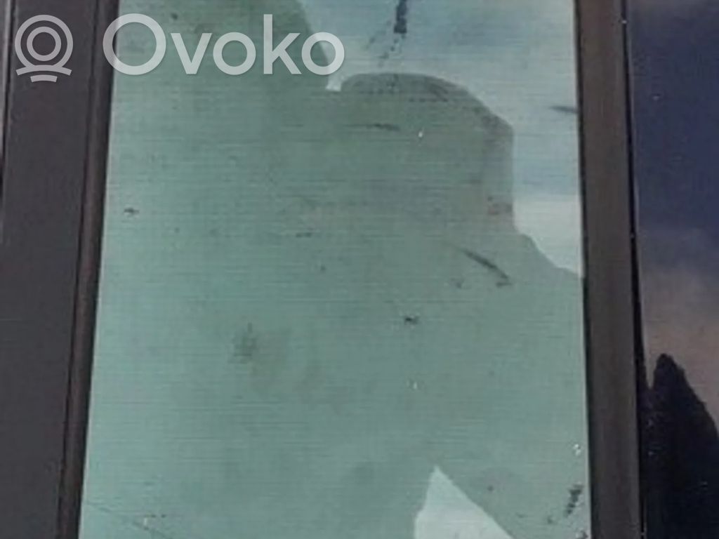 Takakulmaikkunan ikkunalasi