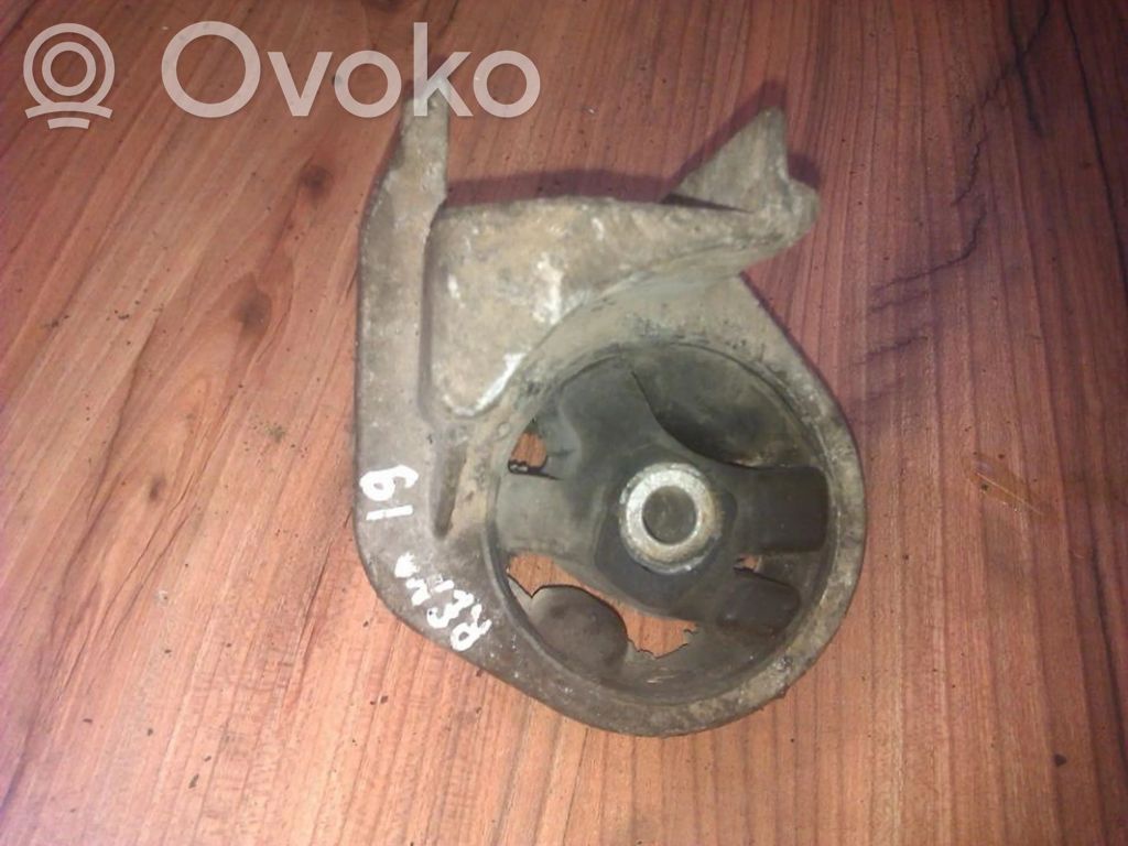 Engine mount bracket   7700804163A,7700804163A