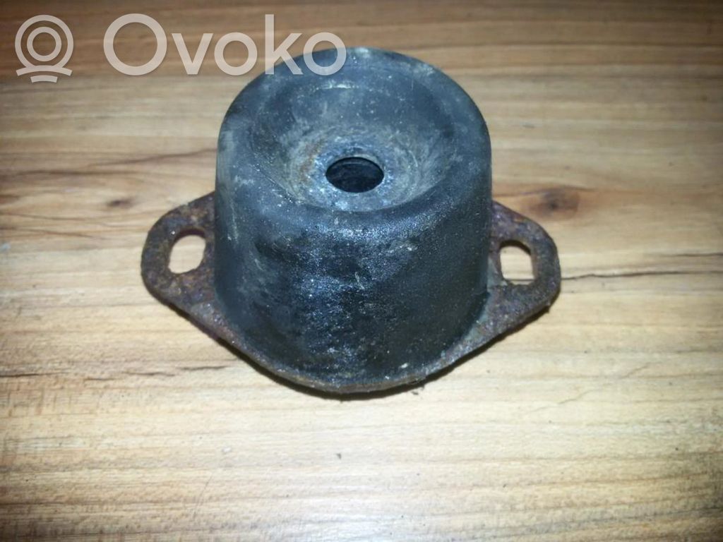 Moottorin kiinnikekorvake   96230491,96230491