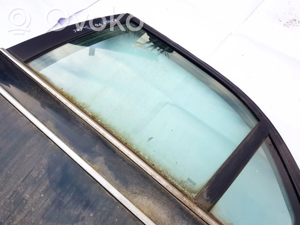 Fenster Scheibe Tür hinten