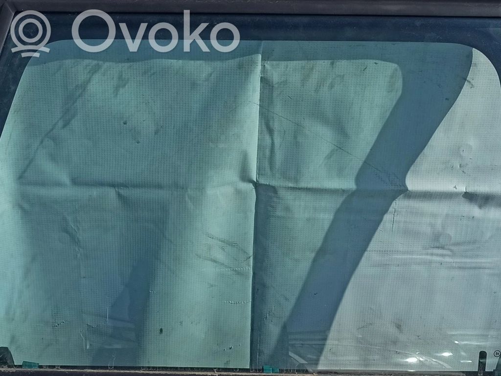 Audi A4 S4 B5 8D Takaoven ikkunalasi 