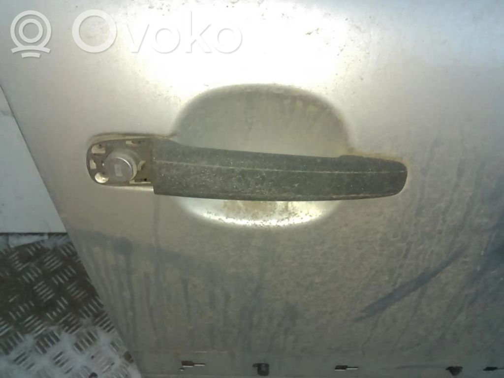 Etuoven ulkokahva