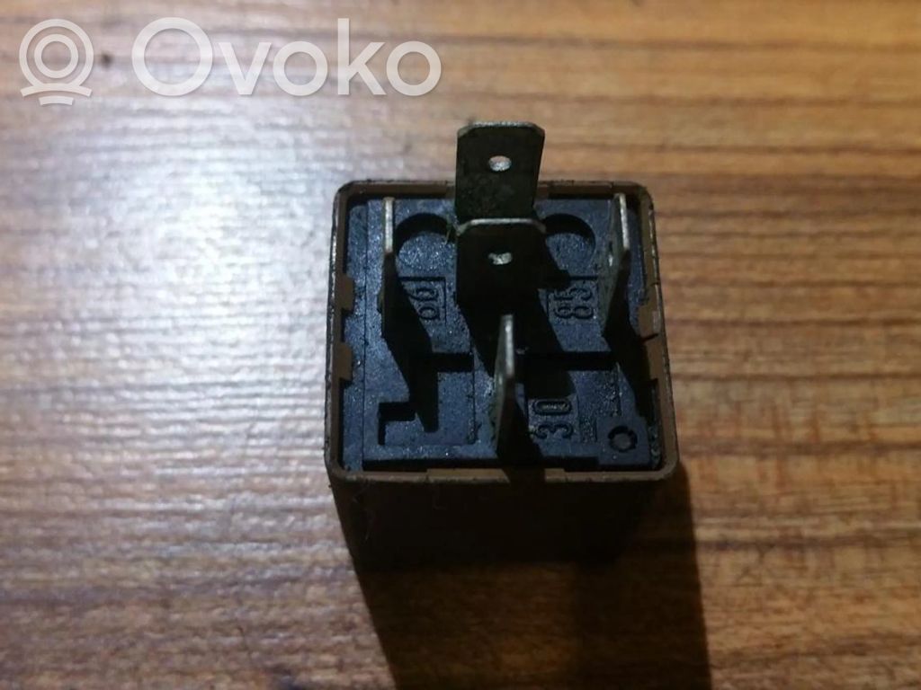Muu rele   GM90491314,V23134A52X237,GM90491314,V23134A52X237,V23134A52X237