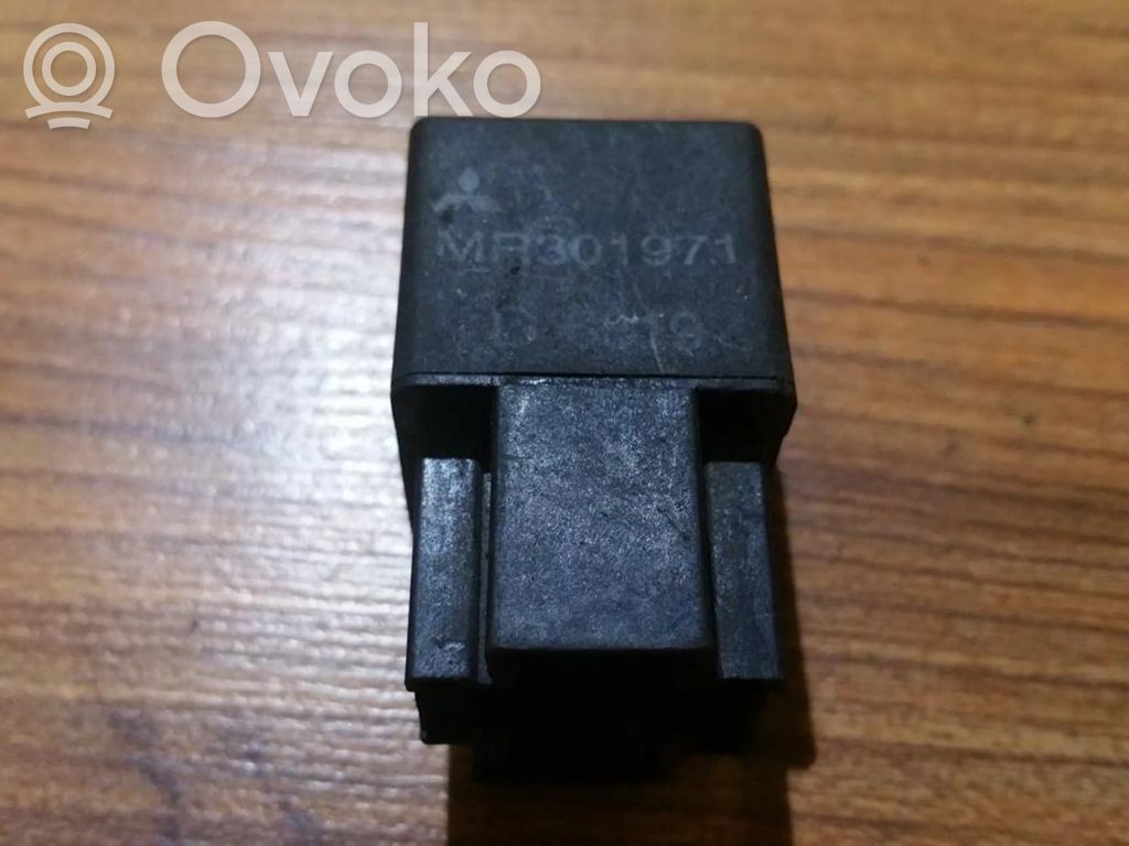 Mitsubishi Pajero Inne przekaźniki 
