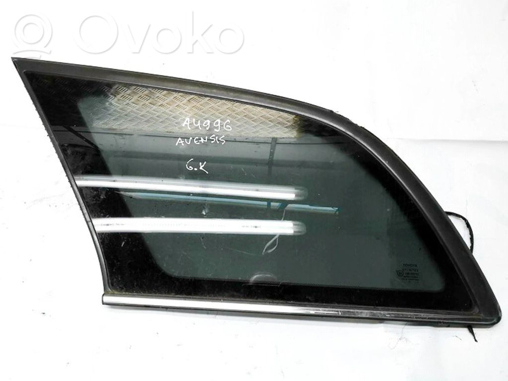 Vidrio lateral trasero