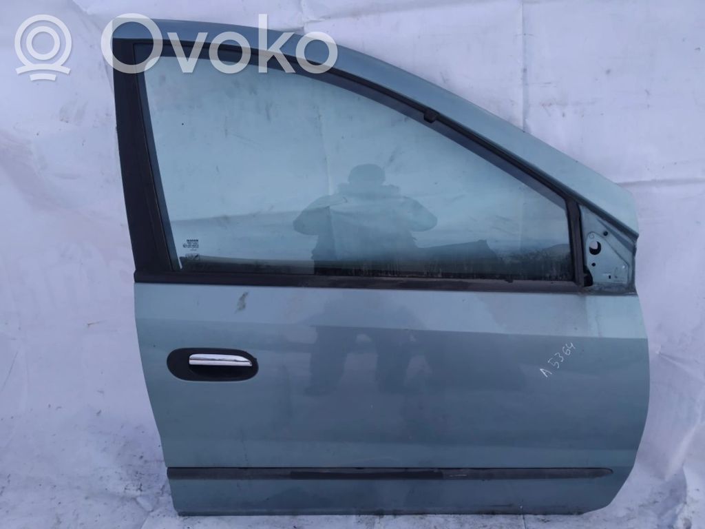 Nissan Almera Tino Ușă față