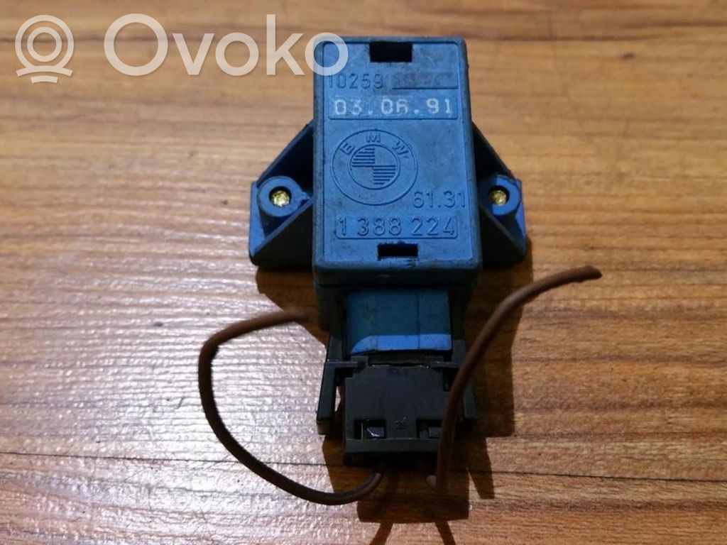 BMW 7 E32 Other relay 
