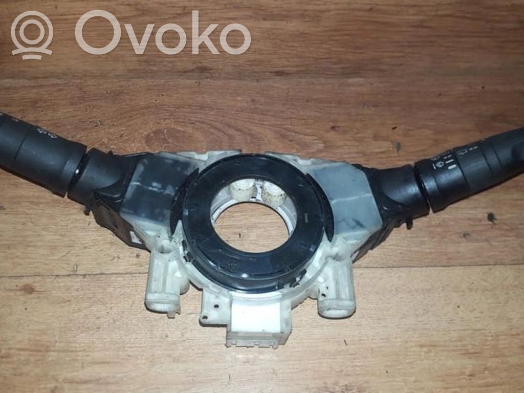 Nissan Almera N16 Leva/interruttore dell’indicatore di direzione e tergicristallo 