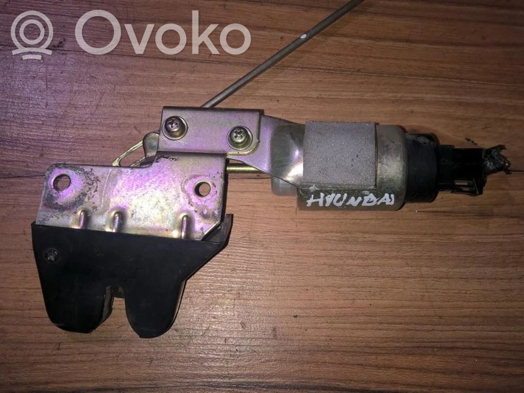Hyundai Lantra I Blocco/chiusura/serratura del portellone posteriore/bagagliaio