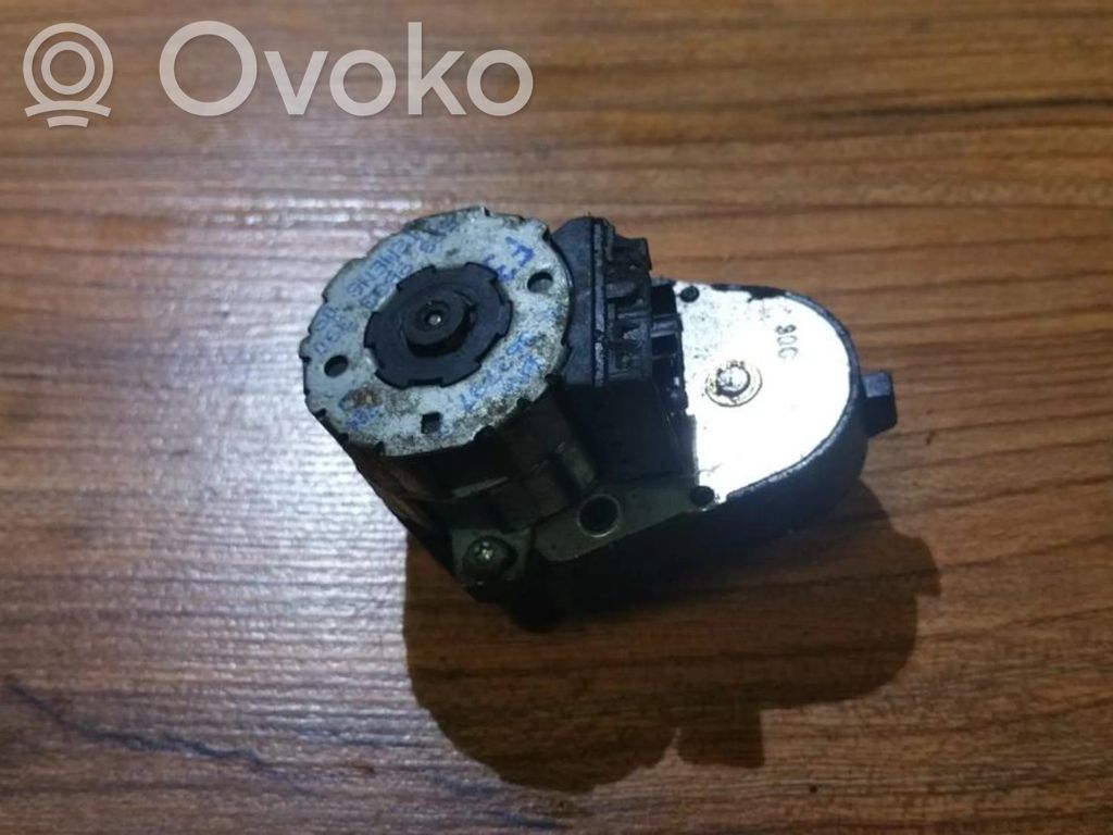 BMW 5 E39 Motor/actuator clapetă aer 