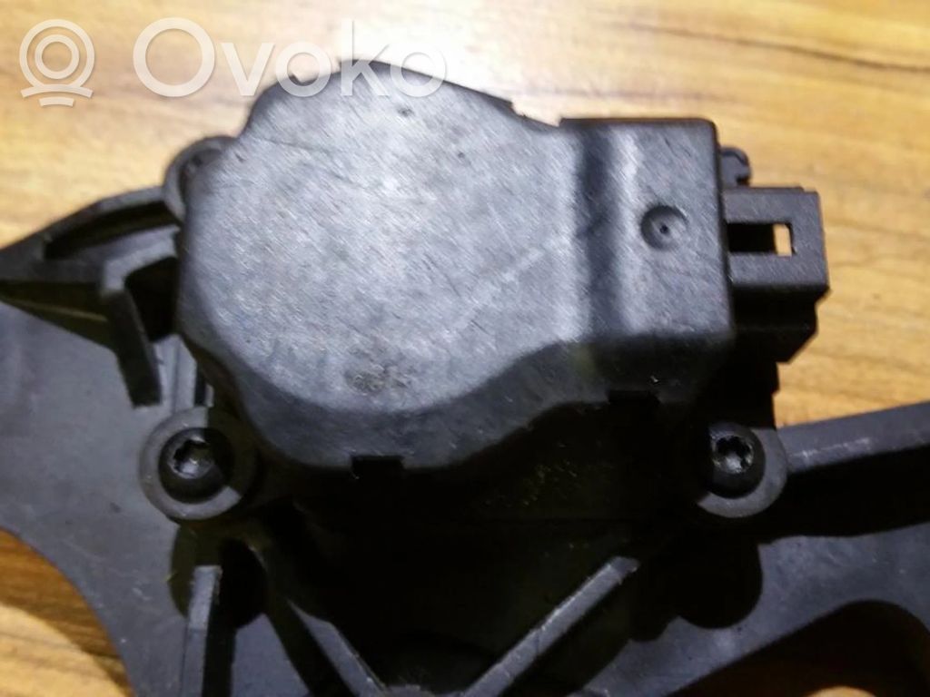 Ford Mondeo Mk III Motor/activador trampilla de calefacción