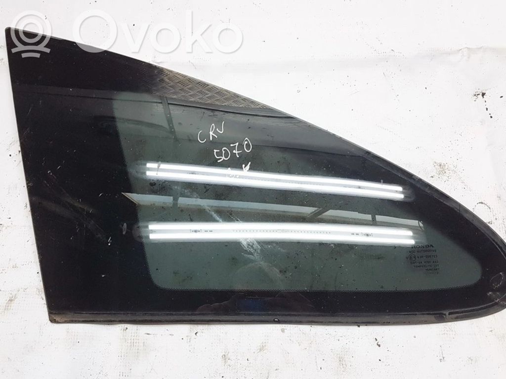 Rear side window