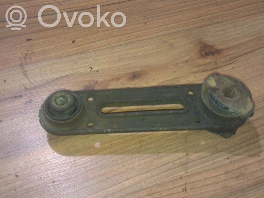 Renault Laguna II Engine mount bracket 