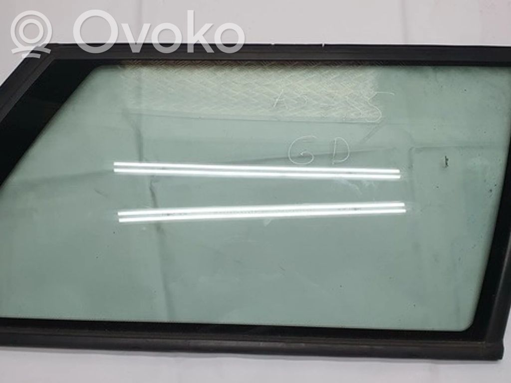 Vidrio lateral trasero