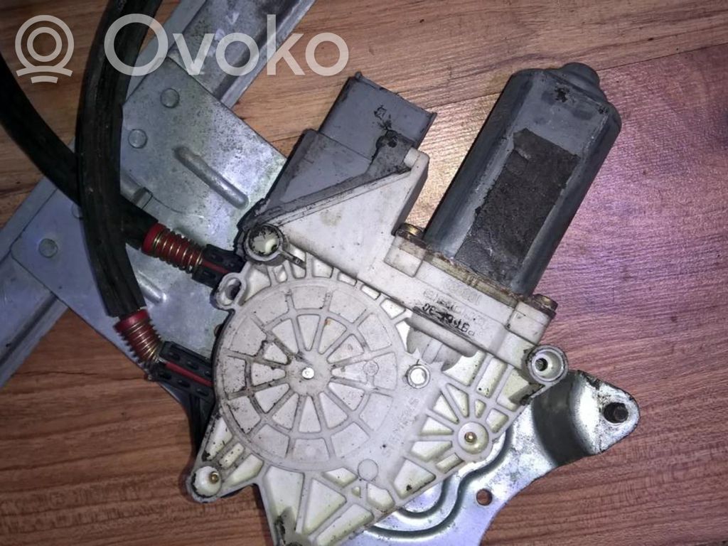 Citroen Xsara Picasso Silnik regulatora szyby drzwi przednich 