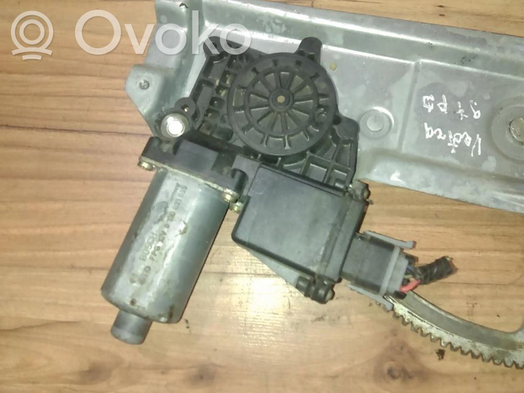 Opel Vectra B Motor del regulador de la ventanilla de la puerta delantera