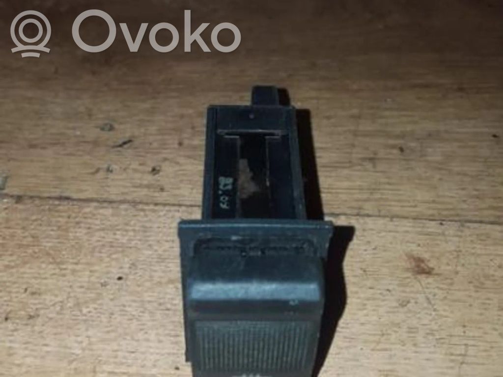 Audi 100 S4 C4 Interruttore parabrezza/alzacristalli