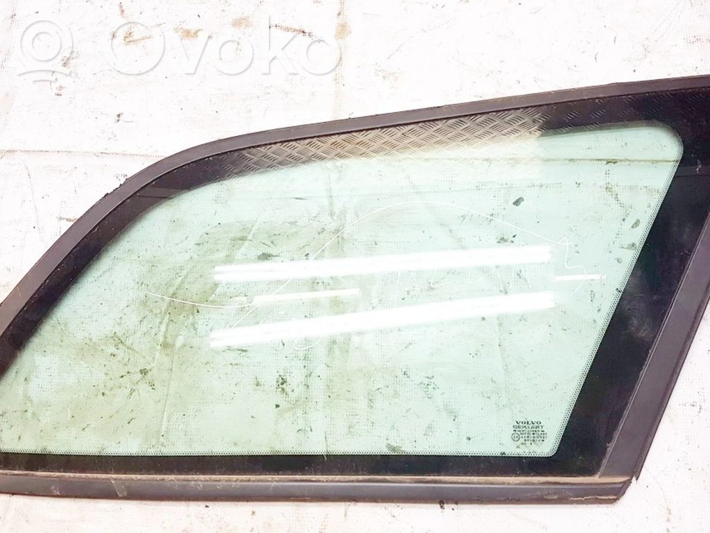 Rear side window