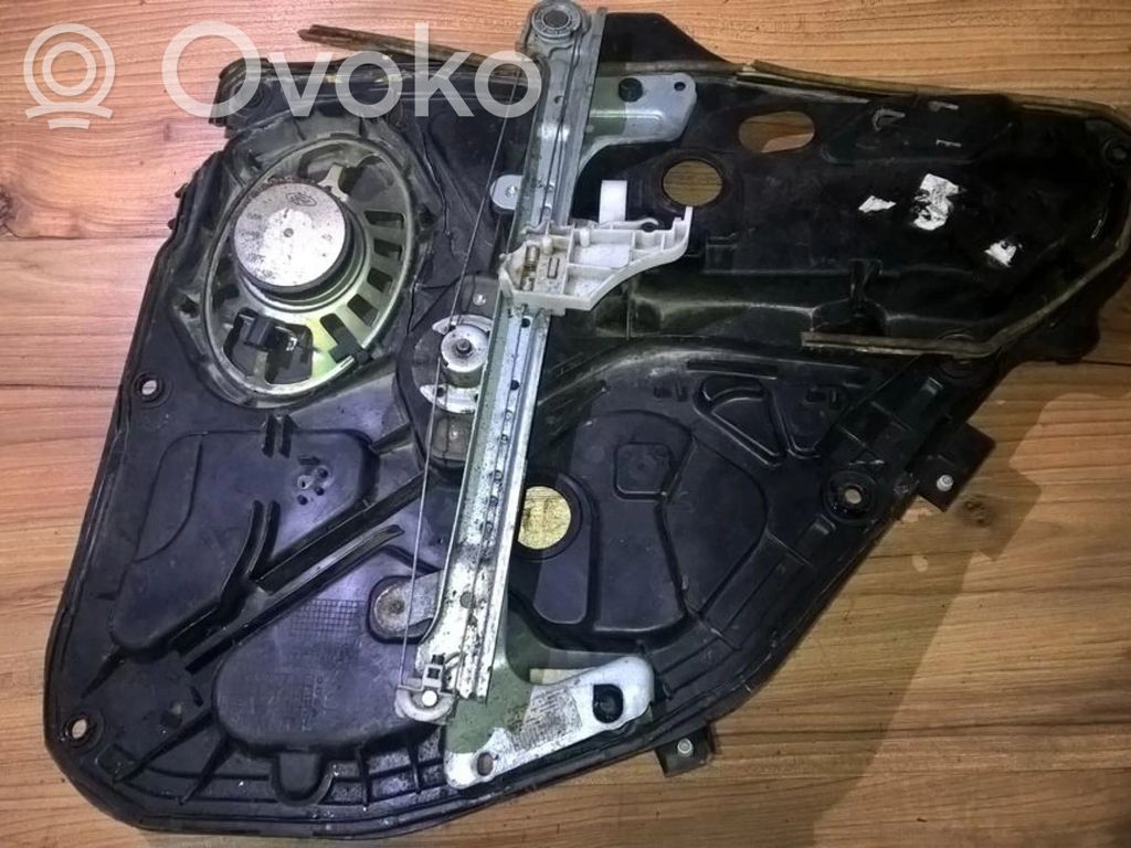 Ford Fiesta Alzacristalli del portellone scorrevole con motorino 